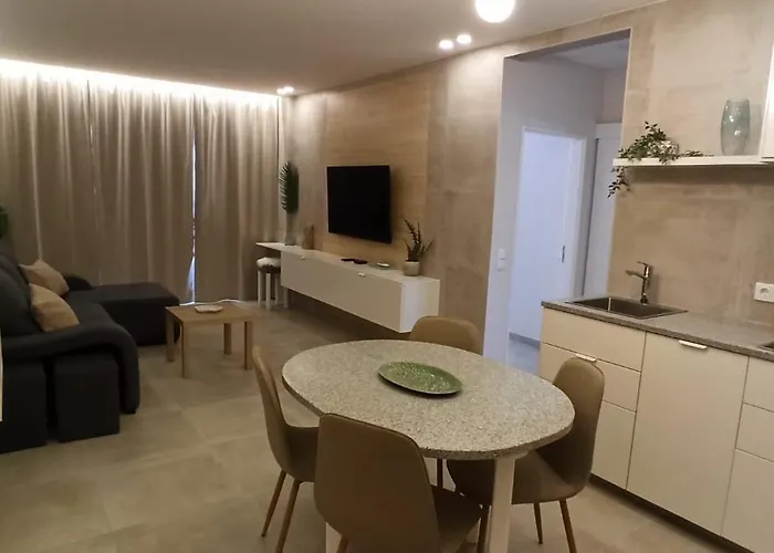 Fly & Sea View * Lagos